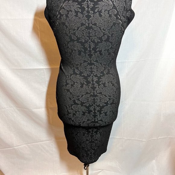 Anne Klein women’s Dress size medium - Picture 2 of 5